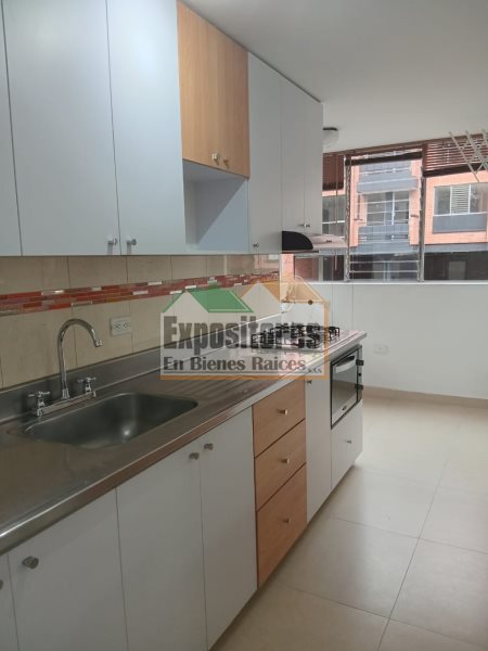 Apartamento en Arriendo en Loma De Las Brujas